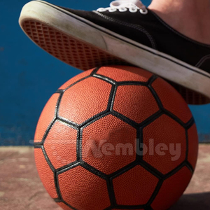 Balón de Fútbol de Entrenamiento de Alta Calidad Premium con Tacto Suave, Duradero y Ecológico para Equipos Juveniles y Prácticas al Aire Libre - Product Image 3
