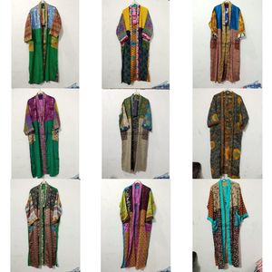 Kimono de seda indio hecho a mano de estilo vintage para mujer, ropa informal de playa, ropa tradicional con ropa de estar por casa. - Product Image 1