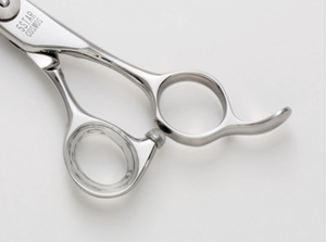 Tijeras de Peluquería HIKARI de Acero Inoxidable para Diestros, con Mango Largo, para Uso en Salón de Belleza, 5STAR COSMOS 153 - Product Image 2