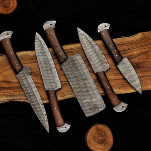 Juego de cuchillos de chef de acero de Damasco hechos a mano, juego de cuchillos de cocina premium con mango ergonómico para el hogar, cocina y restaurante. - Product Image 1