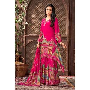 Bel ensemble de costume haut-bas et Dupatta pour femme avec impression numérique - Product Image 1