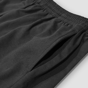 Nuevo Conjunto de Camiseta y Pantalones Cortos de Cuello Redondo para Hombre, Color Sólido, Hecho de Poliéster, Elegante y Versátil - Product Image 5