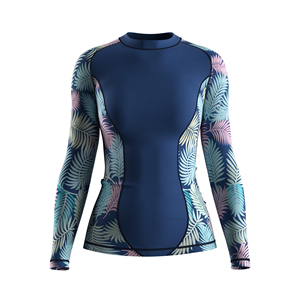 Maillot de bain à manches longues pour femme, personnalisé, à séchage rapide, imprimé feuilles de palmier tropicales, chemise de surf, protection solaire UPF+, hauts de bain - Product Image 1