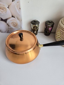 Olla de Cobre Redonda, Diseño Vintage, Utensilio de Cocina de Metal Duradero con Tapa y Asa de Plástico - Product Image 5