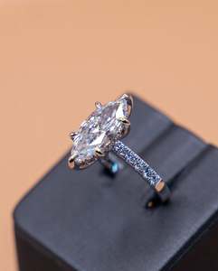 Anillo de Compromiso de Plata 925 con Moissanita Corte Marquesa VVS Color D de 4CT para Mujer, Anillo de Boda, Listo para Enviar - Product Image 6