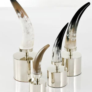 Lampe décorative écologique faite à la main en corne de buffle, style animal, toucher réel, taille personnalisée, montage mural, HF Industries - Product Image 1