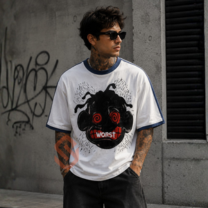 Camiseta Unisex Blanca Oversize con Estampado Gráfico y Eslogan, Diseño de Graffiti, Hombros Caídos, Estilo Urbano Hip Hop, Texto Personalizado - Product Image 1