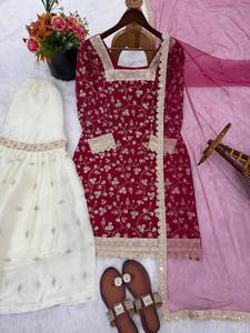 Salwar Kameez traditionnel en soie, entièrement brodé, prêt-à-porter, style culturel punjabi, couleurs magnifiques, idéal pour les mariages et les fêtes. - Product Image 6