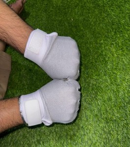 ถุงมืออเมริกันฟุตบอลแบบเต็มนิ้ว ซิลิโคน ประดับเพชร กันลื่นที่ฝ่ามือ โลโก้สั่งทำได้ ใช้ได้ทั้งชายและหญิง สำหรับฤดูหนาว ปิดด้วยแถบตีนตุ๊กแก - Product Image 4
