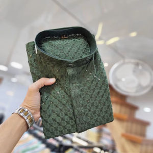 Conjunto de Kurta y Pijama de Viscosa Pura con Bordado Chikankari para Hombre - Product Image 1