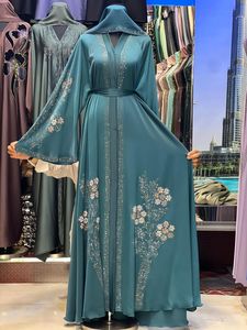 Hot Sale Modest Dubai Beaded Sequined Long Sleeve <b>Abaya</b> Muslim Traditional Handmade Wedding Women Polyester Breathable V Neck - Product Image 4