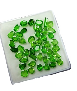 Piedras preciosas facetadas de tsavorita natural de alta calidad, 3x5 A 5x7 MM, tamaños calibrados, corte ovalado verde con certificado GIA - Product Image 3