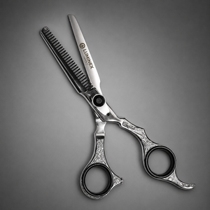 Navaja de Afeitar Recta Vintage Luminex Impex con Mango de Concha de Abulón y Acero al Carbono, Lista para Usar en Barberías y Salones - Product Image 3
