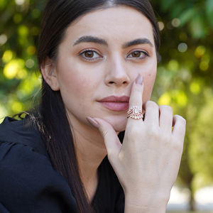 Bague de fiançailles pour femme en or rose plaqué diamant, design élégant et délicat, inspirée du luxe, cadeau d'anniversaire de mariage, accessoire de mode - Product Image 6