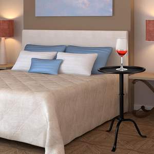 Mesa Auxiliar Artesanal de Aluminio Fundido con Acabado Negro Mate - Product Image 1