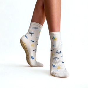 <b>Custom</b> Logo Women <b>Grip</b> Yoga <b>Socks</b> Anti Slip Pilates Crew <b>Socks</b> Soft Knitted Fitness Training <b>Socks</b> - Product Image 2