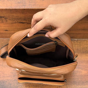 Bolso de pecho de cuero genuino personalizado con diseño floral hecho a mano, riñonera occidental de piel de vaca, bolso cruzado para mujer - Product Image 6