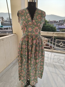 Robe Bohème Confortable en Pur Coton pour Femme, Imprimé Floral Fantaisie, Coupe Évasée, Maxi, Décontractée, Pièce Unique - Product Image 5