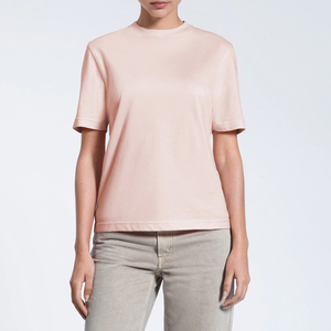 T-shirt pour femme en coton 100% rose pâle, col rond, coupe classique, manches courtes, style minimaliste, à porter au printemps et en été - Product Image 1