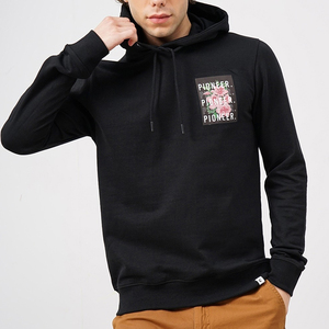 Sweat-shirt à capuche noir pour homme, coupe classique, imprimé avec des lettres, vêtement décontracté pour l'automne - Product Image 3