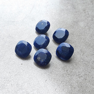 Sodalite facettée de qualité AAA+, taille coussin, calibrée, dos plat, pierre précieuse naturelle, pour bijoux, tailles personnalisées disponibles - Product Image 2