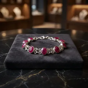 Bracelet artisanal en argent sterling 925 avec quartz rouge, chaîne à maillons ovales, bijoux vintage bohèmes pour femmes - Product Image 2
