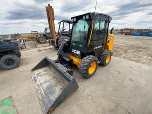 รถตักล้อยางขนาดเล็ก JCB 3TS-8W ปี 2022 เครื่องยนต์เบนซิน 92 กิโลวัตต์ เครื่องยนต์คูโบต้า กำลังสูง รถตักตีนตะขาบ ระบบเกียร์ PLC สีเหลือง น้ำหนัก 3000 กิโลกรัม - Product Image 1