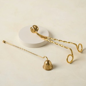 Coupe-mèche de bougie de luxe de créateur, accessoire de soin des bougies en métal de haute qualité avec une performance de coupe fluide et une lame tranchante - Product Image 3