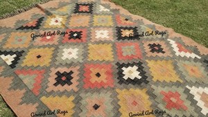 Tapis géométrique Kilim fait main, rectangulaire, en laine et acrylique, à poils moyens, écologique, tufté à la main, pour salon, nettoyage localisé - Product Image 3