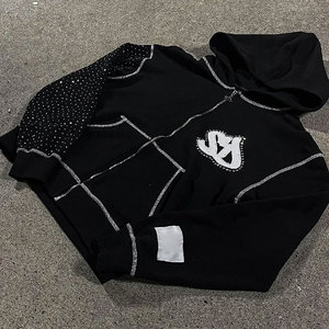 Sweat à capuche zippé pour homme en molleton bouclette, coupe régulière, grammage lourd, style streetwear, avec broderie personnalisée, strass et cristaux de luxe, 100% - Product Image 3