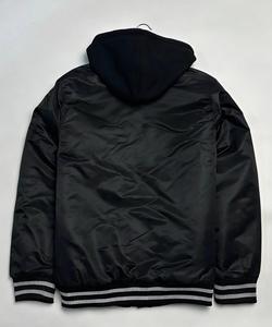Blouson bomber à capuche noir pour homme, couleur unie, matière polyester, fermeture à boutons, vêtement décontracté pour l'automne, coupe classique - Product Image 2