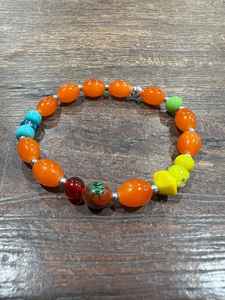 สร้อยข้อมือแฟชั่นลูกปัดเรซิ่นสีเขียวรุ่นใหม่ล่าสุดจากผู้ส่งออกอินเดีย รุ่น GC-BR-131 ราคาดีที่สุดสำหรับลายมุก เหมาะสำหรับเป็นของขวัญ - Product Image 5