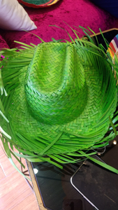 Sombrero Mexicano de Paja de Seagrass Colorido, Hecho a Mano en Vietnam, para Fiestas, Carnaval, Viajes y Uso al Aire Libre - Product Image 4