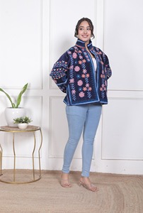 Nouvelle arrivée, veste matelassée en velours et coton brodé à la main de haute qualité, respirante, style bohème, motif floral - Product Image 3