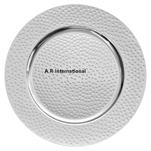 Plato base martillado de gran venta para mesas de comedor y eventos de boda - Product Image 4