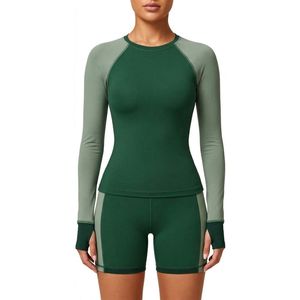 Haut de yoga ajusté à manches longues pour femme, rose et gris, avec blocs de couleur, col ras du cou, pour l'entraînement et comme couche d'habillement de sport - Product Image 4