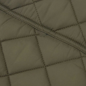Gilet isolant élégant pour homme avec tissu de qualité supérieure et design confortable, idéal pour les températures froides, commande en gros - Product Image 6