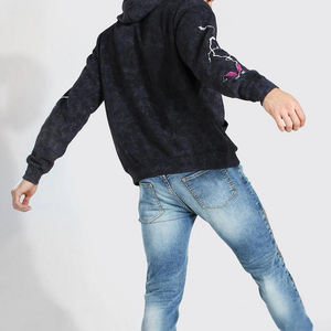 Sweat-shirt à capuche noir pour homme, coupe classique, manches ornées de strass, style streetwear, 100% coton, tissu en molleton français, écologique, hiver - Product Image 1