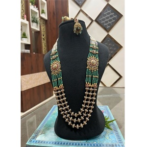 Magnifique ensemble de collier plaqué or de qualité supérieure, style antique Polki Rajwadi, collection de bijoux pour femmes, idéal pour les mariages et les fêtes indiennes. - Product Image 2