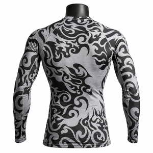 Camiseta Deportiva de Manga Larga para Hombre, Protección Solar UPF50+, Sublimada, de Secado Rápido, para Natación, Surf, Color Gris Negro con Estampado, 120g - Product Image 2
