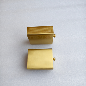 Boîte à allumettes de luxe en laiton doré, support moderne haut de gamme, personnalisable avec logo gravé, écologique, souvenir de mariage pour allumages - Product Image 6