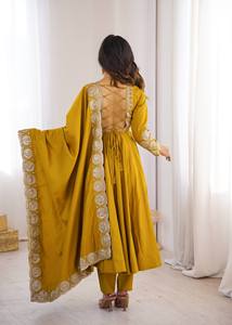 Ensemble Anarkali en soie jaune moutarde avec dupatta brodé argenté, longueur ras du sol, séchage rapide, tenue de mariage indienne et pakistanaise pour femme - Product Image 6