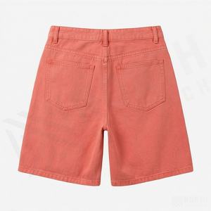 กางเกงยีนส์ขาสั้นผู้ชายสไตล์วินเทจ ผ้าฝ้ายเดนิม ทรงหลวม ขากว้าง ลายเรียบ มีโลโก้ด้านหน้า เหมาะสำหรับฤดูร้อน - Product Image 2