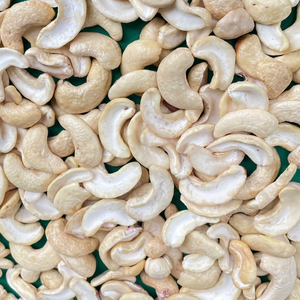 Nueces de Anacardo W240 de Vietnam a Precio de Fábrica, Venta al por Mayor de Nueces de Anacardo con Impuestos Incluidos - Product Image 1