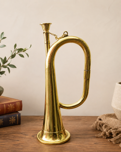 Trompette Bugle en Laiton Vintage, Instrument de Musique à Vent Traditionnel, Corne en Laiton de Style Antique pour Collection et Décoration - Product Image 1