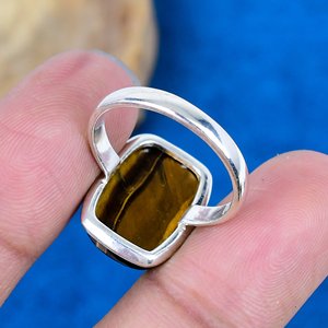 Pierre précieuse œil de tigre naturelle faite à la main, forme coussin, sertie en clos avec micro-couches d'or sur argent sterling 925 - Product Image 4