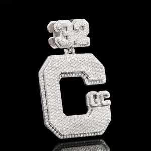 Colgante Letra C con Baño de Rodio 32 GC, Amuleto Hip Hop de Aleación, Regalo Unisex - Product Image 1