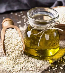 Huile de Sésame Vierge de Haute Qualité 100% Pure Pressée à Froid pour Formulations Cosmétiques, Soins Capillaires et Massage Corporel – Vente en Gros OEM - Product Image 1