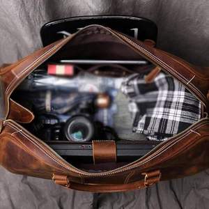 Sac de voyage week-end pour homme en cuir PU écologique, sac de transport pour la nuit avec compartiment à chaussures et poche étanche, sac de sport personnalisé - Product Image 6