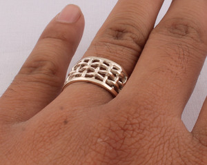Wholesale 925 Sterling Silver Band <b>Ring</b> <b>Plain</b> Minimalist Wedding Band High Polished Stackable Finger <b>Ring</b> Unisex Jewelry - Product Image 3